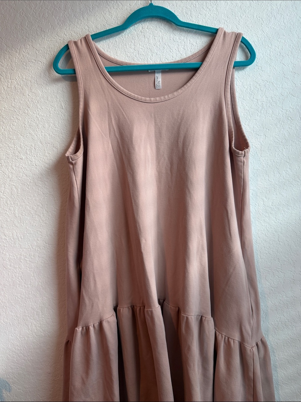 Leith Sleeveless Midi Dress in Blush Pink